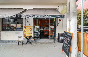 Rua Professor Aprígio Gonzaga, 24