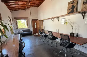 Rua André Casado, 299, Sala 1