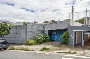 Avenida José Maria Whitaker, 811