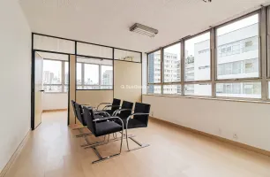 Rua Maranhão, 598, 112