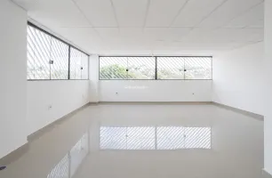 Avenida do Rio Pequeno, 1406, Sala 13