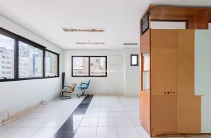 Rua Traipu, 114, sala 103