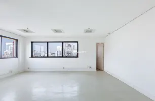 Rua Traipu, 114, sala 112