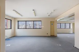 Rua Traipu, 114, sala 72