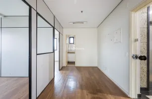 Rua Traipu, 114, sala 81