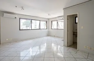 Rua Traipu, 114, sala 34