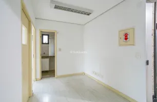 Rua Traipu, 114, sala 61