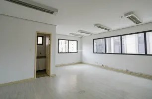 Rua Traipu, 114, sala 64