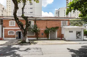 Avenida Pavão, 757, Loja inteira