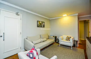 Rua Frei Caneca, 1212, 93