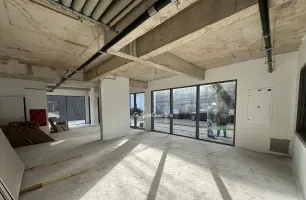 Avenida Moaci, 292, Loja 1