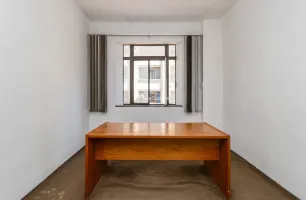 Rua Senador Feijó, 64, Salas 41 e 42