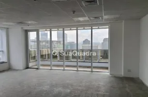 Avenida Roque Petroni Júnior, 850, conjuntos 201 e 204