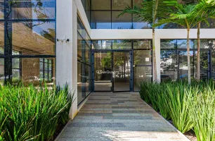 Rua Professor Doutor José Marques da Cruz, 148, Loja 02