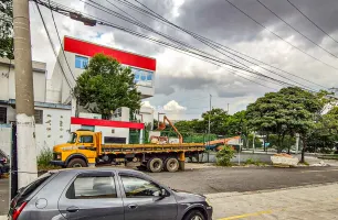 Rua Terceiro-Sargento-Aeronáutica João Lopes Filho, 50, Edifício e Galpão 