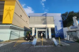 Avenida das Cerejeiras, 1150