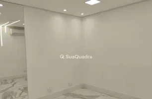 Rua Rosa das Neves, 49, Sala 6