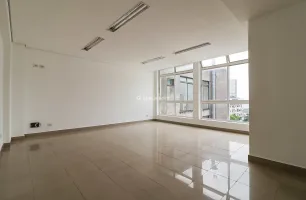 Rua Barão de Iguape, 212, Sala 68