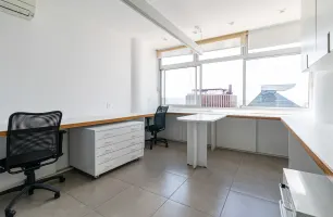 Avenida Paulista, 2073, Sala 2215 - Bloco Horsa 1