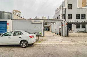Rua Aleixo Garcia, 104
