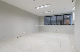 Avenida Angélica, 688, 810