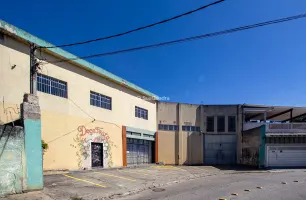Rua Cassiano dos Santos, 343, Subsolo