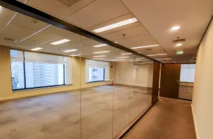 Avenida Ibirapuera, 2332, Cj.51