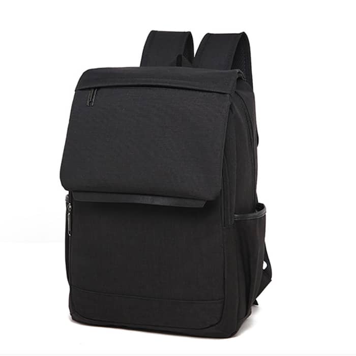 Mochila Negra con compartimiento de Portátil de 15.6''