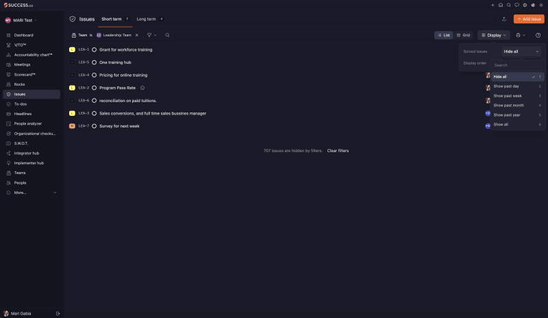 Issues page Display menu with the Solved issues dropdown open, listing Hide all, Show past day, week, month, year and Show all
