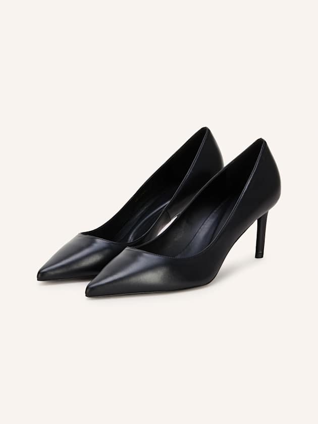 Schwarze Pumps