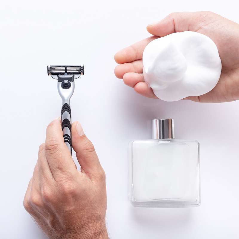 Verschiedene Rasiermittel