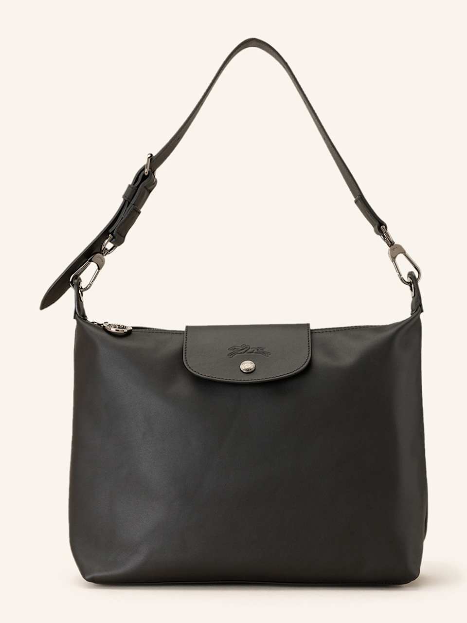 Schwarze Handtasche mit goldenen Details