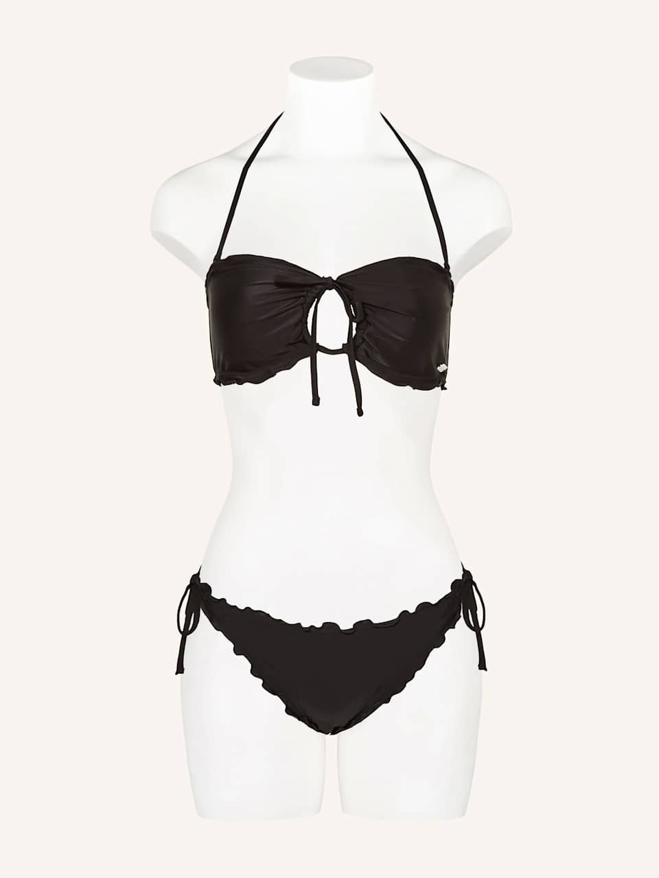 Schwarzer Bikini mit Volants