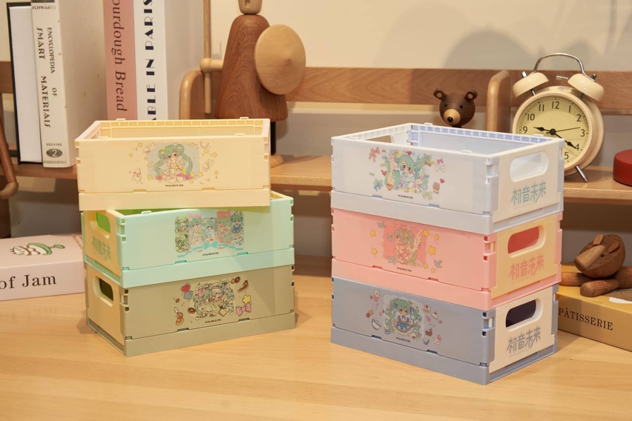 H) Storage Box
