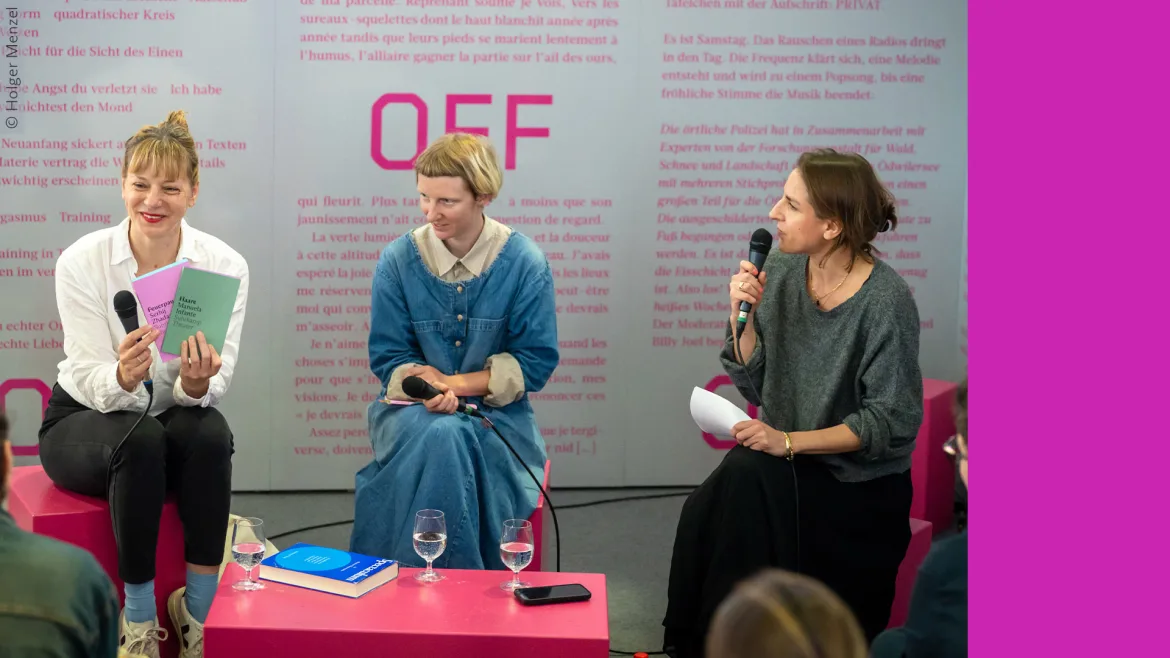 Beitrag zu Theater im Regal: Buchreihe Suhrkamp Theater auf der Frankfurter Buchmesse