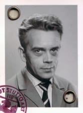 Ein schwarzweißes Passbild von Detlef Girrmann aus dem Herbst 1962. Der Fotograf ist unbekannt.