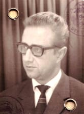 Ein Passbild in Sepia von Dieter Thieme im Jahr 1962. Der Fotograf ist unbekannt.