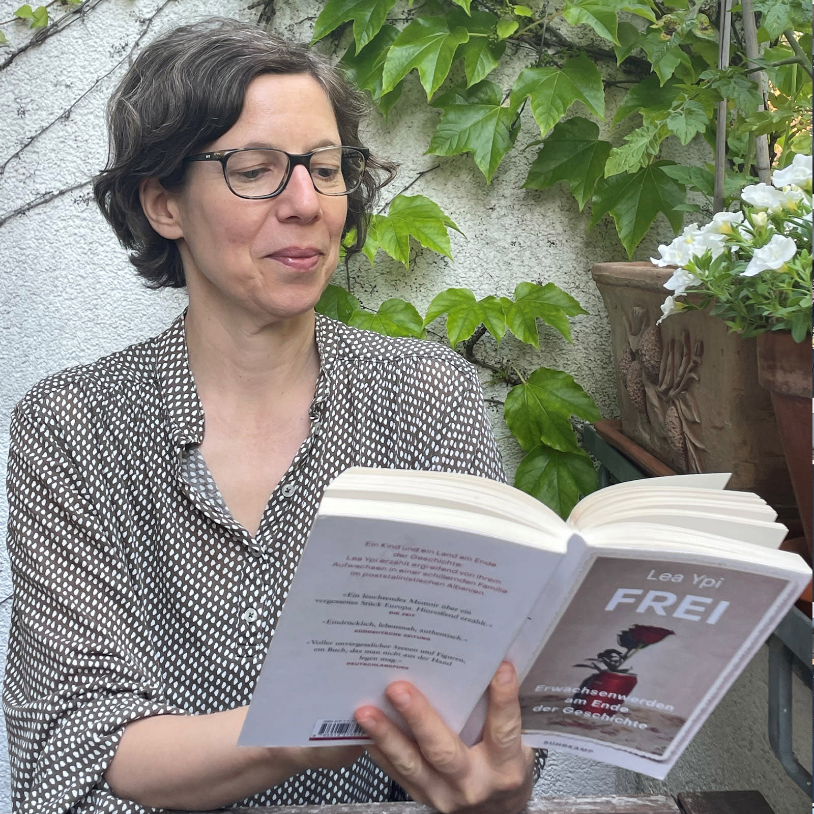 Nina Peters (Theater Verlag) empfiehlt Lea Ypi, Frei