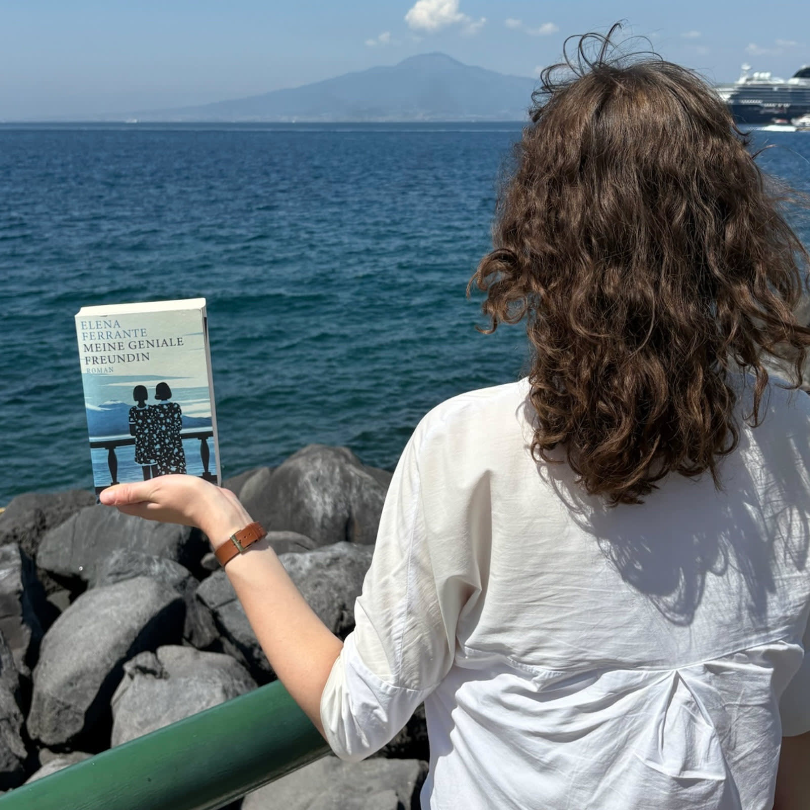 Helena Schäfer (Lektorat Sachbuch) Elena Ferrante: Meine geniale Freundin