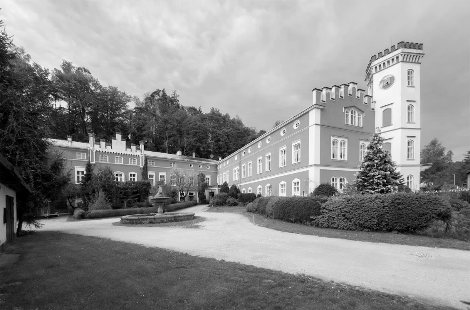 Fotografie aus "Der Schatz" von Philipp Ther: Das Schloss der Familie