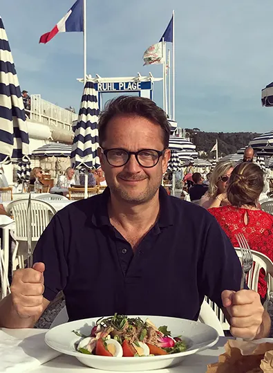 Autorenfoto zu Rafael Horzon