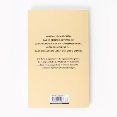 u4 zu Coco Chanel: The Queen of Paris
