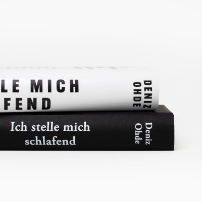 produktfoto zu Pretending to Sleep