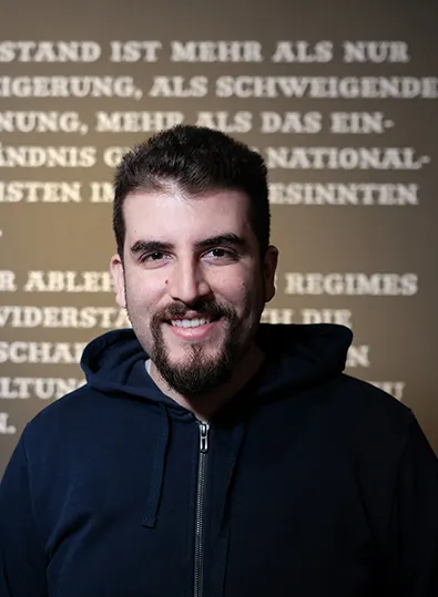 Autorenfoto zu Burak Yilmaz