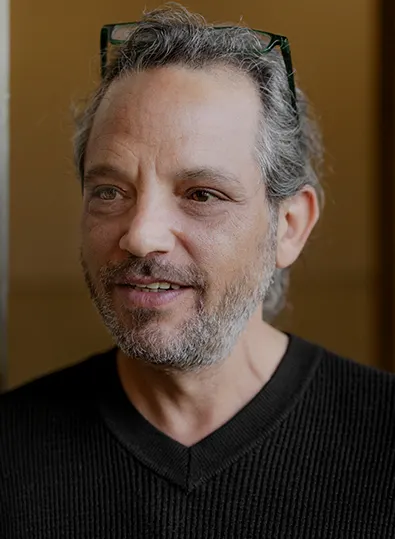 Autorenfoto zu Eyal Raz