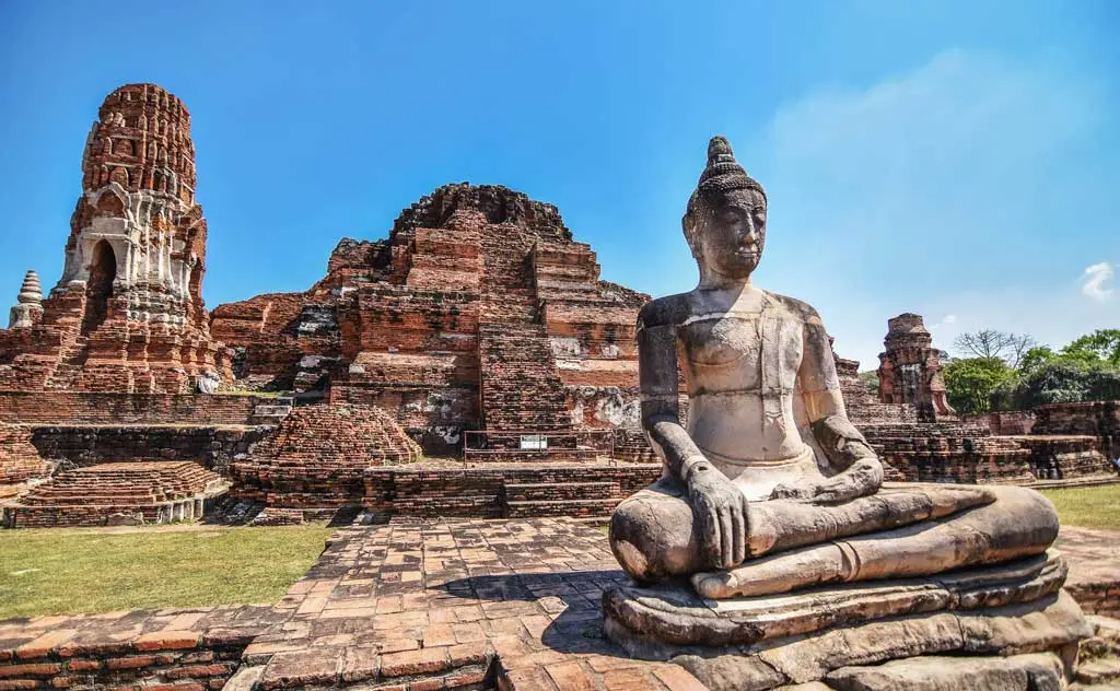Ayutthaya Temple Tour from Bangkok by Road with Transfer