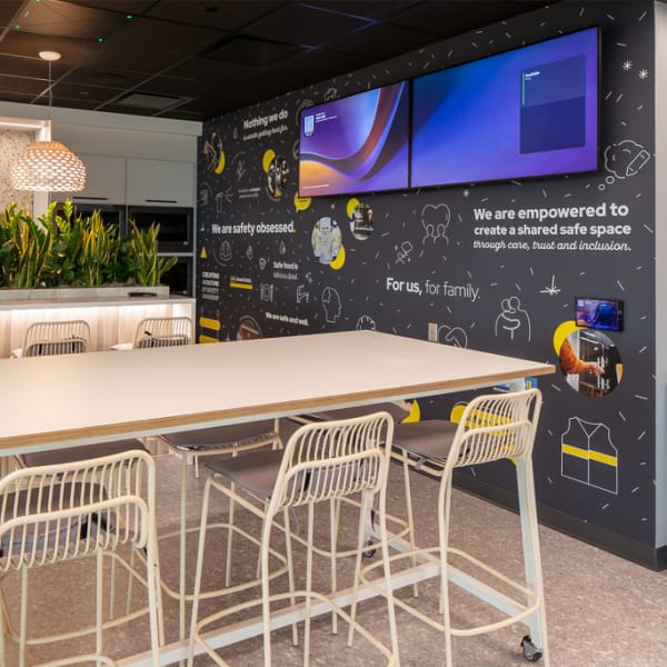 Dreamscape wallcovering