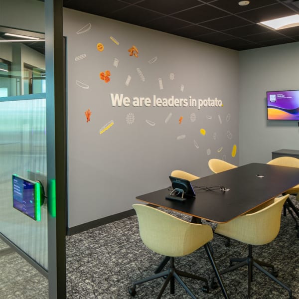 Custom wallcovering with dimensional letters