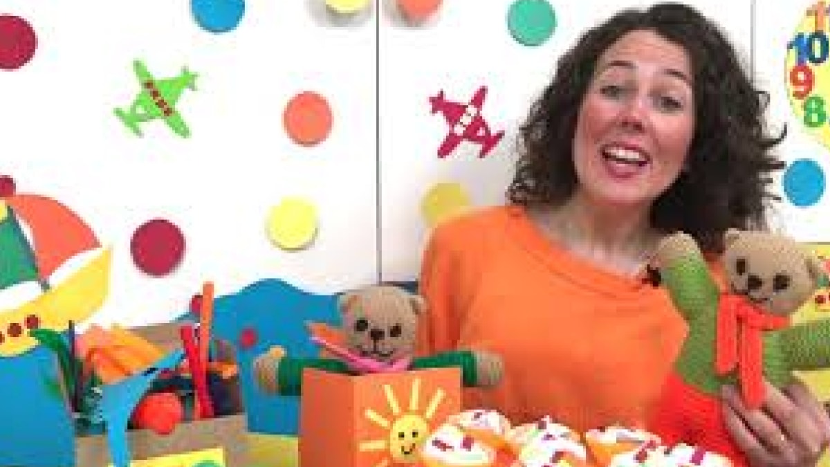 Rosy & Fizz - New Neighbour 