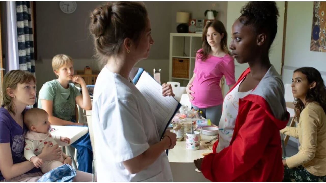 Jeunes Mères by the Dardenne Brothers Wins the 2025 Positive Cinema Award at Cannes